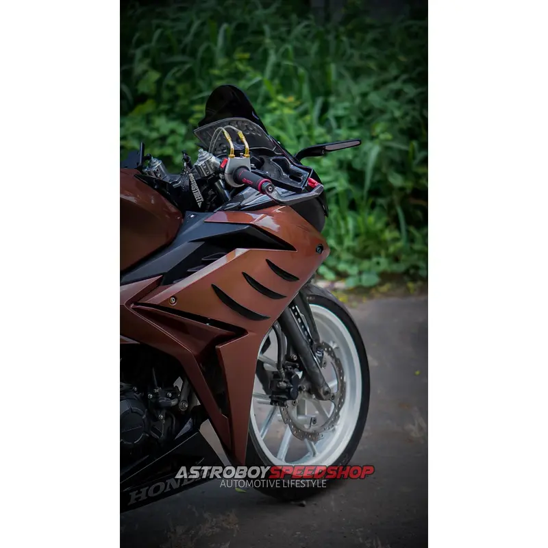 SIRIP SPOILER FAIRING HIU UNIVERSAL CBR 150R CBR 250RR R15V3 GSX 150R 2