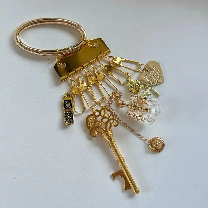 Monstell Gantungan kunci tas hp casing liontin bentuk kunci lampu gantung chandelier love hati warna emas gold y2k gantungan korea tas unik lucu vintage aestethic  all in one liontin stainless logam perak bag charm keychain