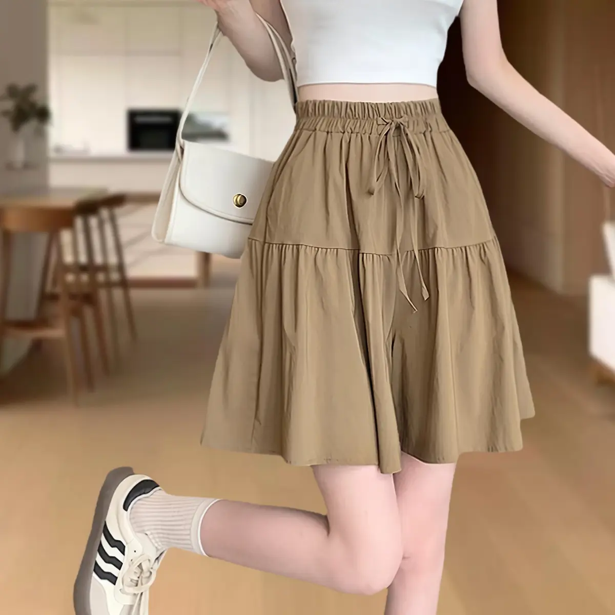 A-line elastic wrinkled linen shorts Fashionable slim skirt shorts Women's summer high waist wide leg pants