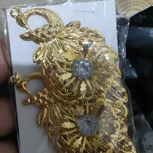 Dinova Store Bros Kebaya Mewah Bunga Berwarna Gold Keemasan dengan Clips Elegan untuk Tampilan Mewah Anda juntai Dada