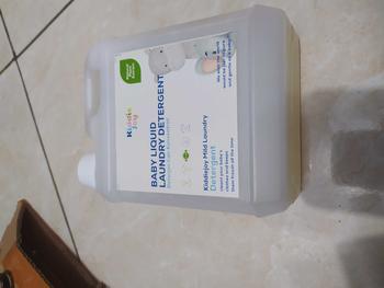 Product Review of Kiddiejoy Baby Liquid Detergen Bayi / Baby Laundry Detergent Liquid 1000 ml Eco-friendly from r**1 1