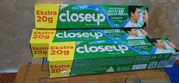 Product Review of 3x Closeup Pasta Gigi Deep Action Green 160 +20 from w**2 1