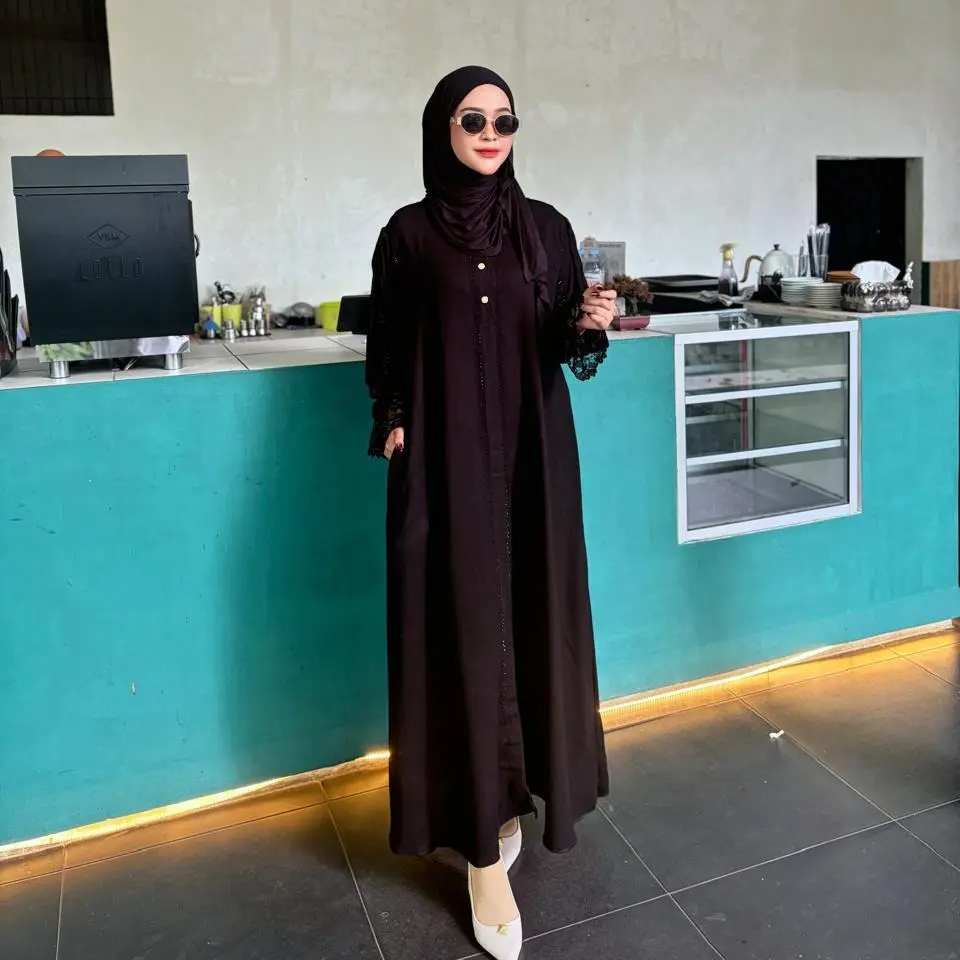Nisyaa Abaya Renda Premium by Zeapa.Chic  – Gamis Elegan Kancing Depan