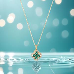 สร้อยคอใบโคลเวอร์สีเขียวมรกต, สไตล์เฉพาะ, สร้อยคอผู้หญิงหรูหราคุ้มราคา, สร้อยคอดีไซเนอร์, ระดับไฮเอนด์, สร้อยคอสไตล์ใหม่ สร้อย  คอสแตนเลส  แท้