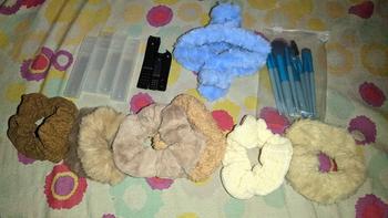 Product Review of ED - 7PCS / SET IKAT RAMBUT SCRUNCHIE CEPOL / KUNCIRAN RAMBUT SCRUNCHIE BULU SET from m**🍒 0