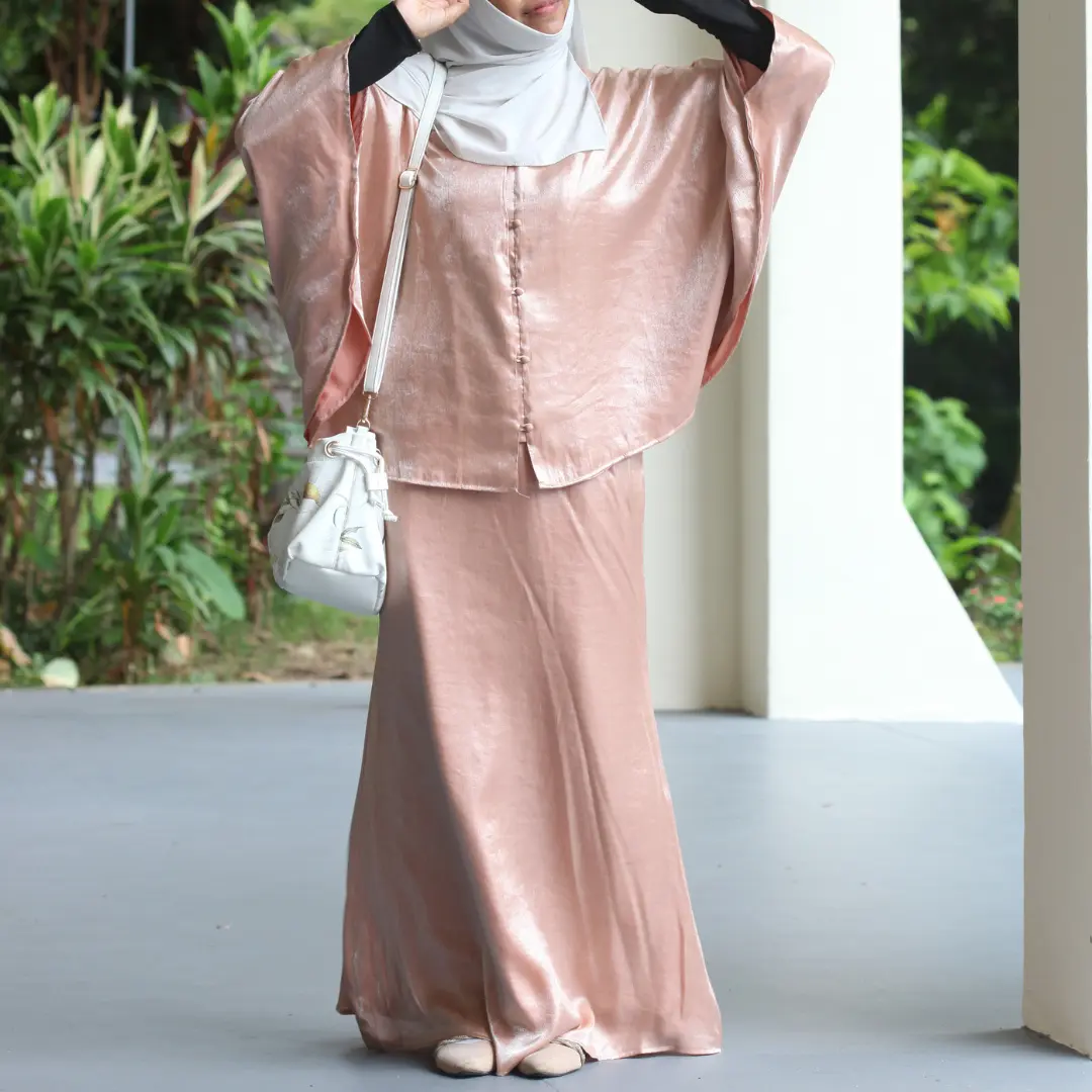 Dhia - Kaftan Kurung in Cotton Shimmer