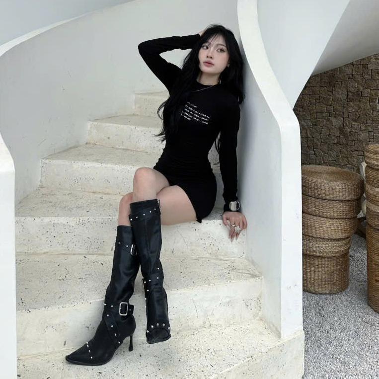 [DEMPSEY MINI DRESS VER2] Váy ôm body ngắn tay dài GALLERY SEVEN in chữ chất liệu cotton co giãn cá tính