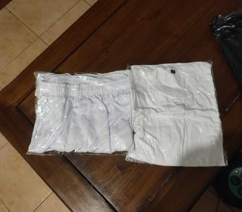 Product Review of Setelan Kaos Polos Tes Akademi Uniseks Pendek Dewasa from E**7 0
