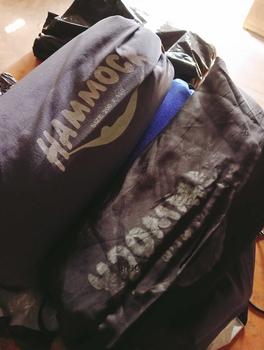 Product Review of HAMMOCK MATAHARI GOLD OUTDOOR ADVENTURE SIZE 245X145CM +2PCS TALI HAMMOCK Camping Gantung from T**o C**a 0