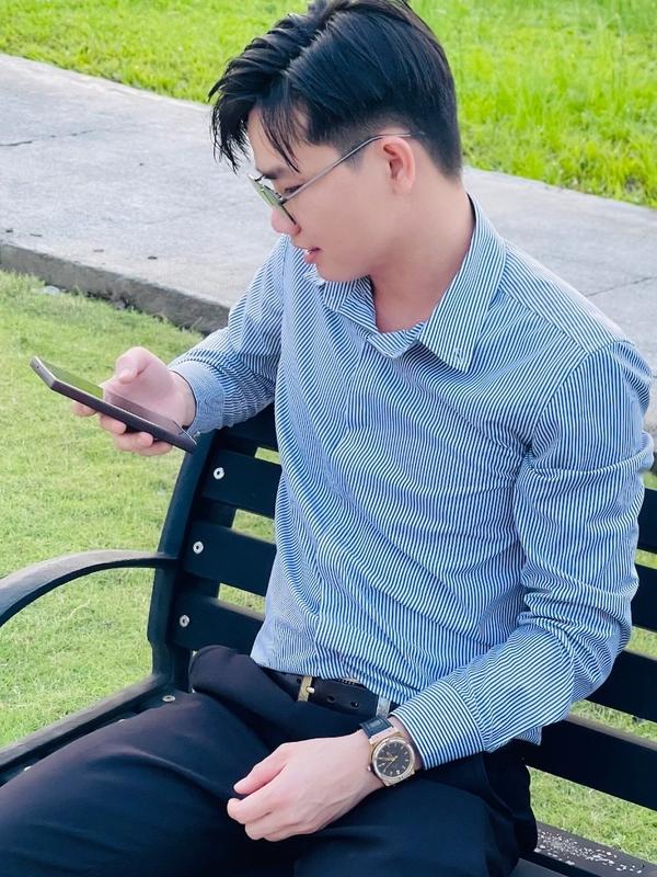 ÁO Sơ Mi Nam Kẻ Sọc Dấu Khuy Cao Cấp Phong Cách Hàn Quốc Kiểu Dáng Trẻ Trung Sang Trọng Mọi Thời Đại