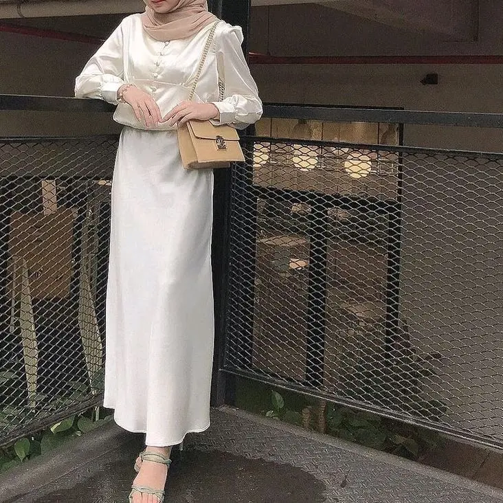 Rok Panjang Basic Satin A Line Saten Skirt 0