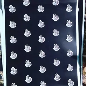 Kertas Kado Custom Wajah Estetik Tanpa Minimal Order | Bungkus Kado Desain Suka Suka