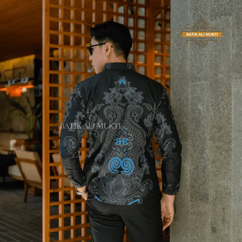 Batik Slimfit Pria Lengan Panjang Baju Kemeja Kondangan Anak Muda Katun Halus Furing Motif Wirabuana Denim 3