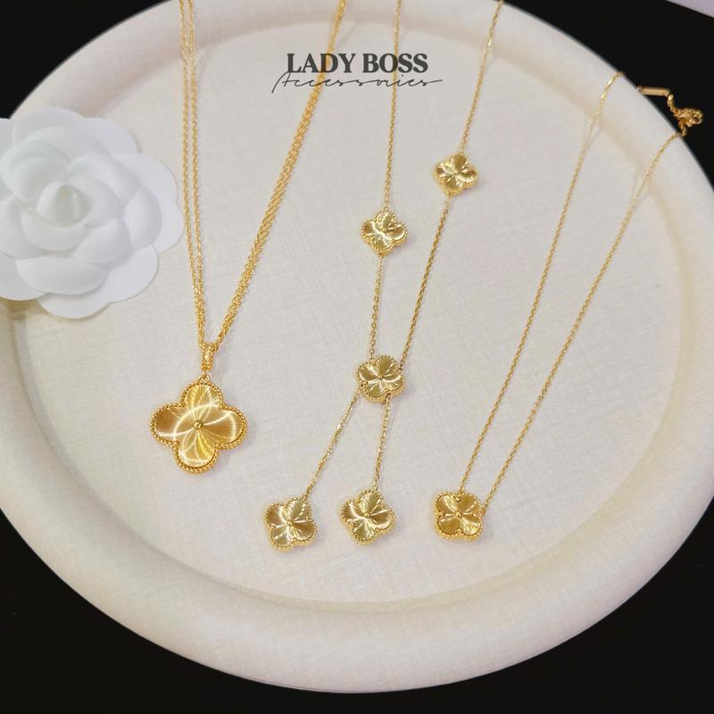Dây Chuyền Nữ Cỏ 4 Lá Cắt Phay CNC Size Hoa 1.5cm - 2.5cm Vòng Đeo Cổ Cỏ Bốn Lá Cắt Phay Cao Cấp Nhiều Kiểu Dáng Chất Liệu Titan Không Đen Gỉ Lady Boss Accessories