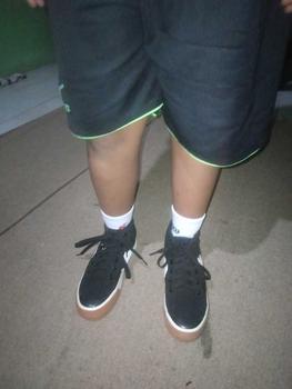 Product Review of Sneakers Aekoshoes TwoYears High Black Gum Produk Lokal Made In Indonesia from D**a a**d 1