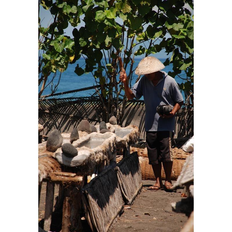 Garam Kusamba Natural Sea Salt 100gr dari Bali Asli Kusamba Manis Kristal di Bawah Sinar Matahari 2