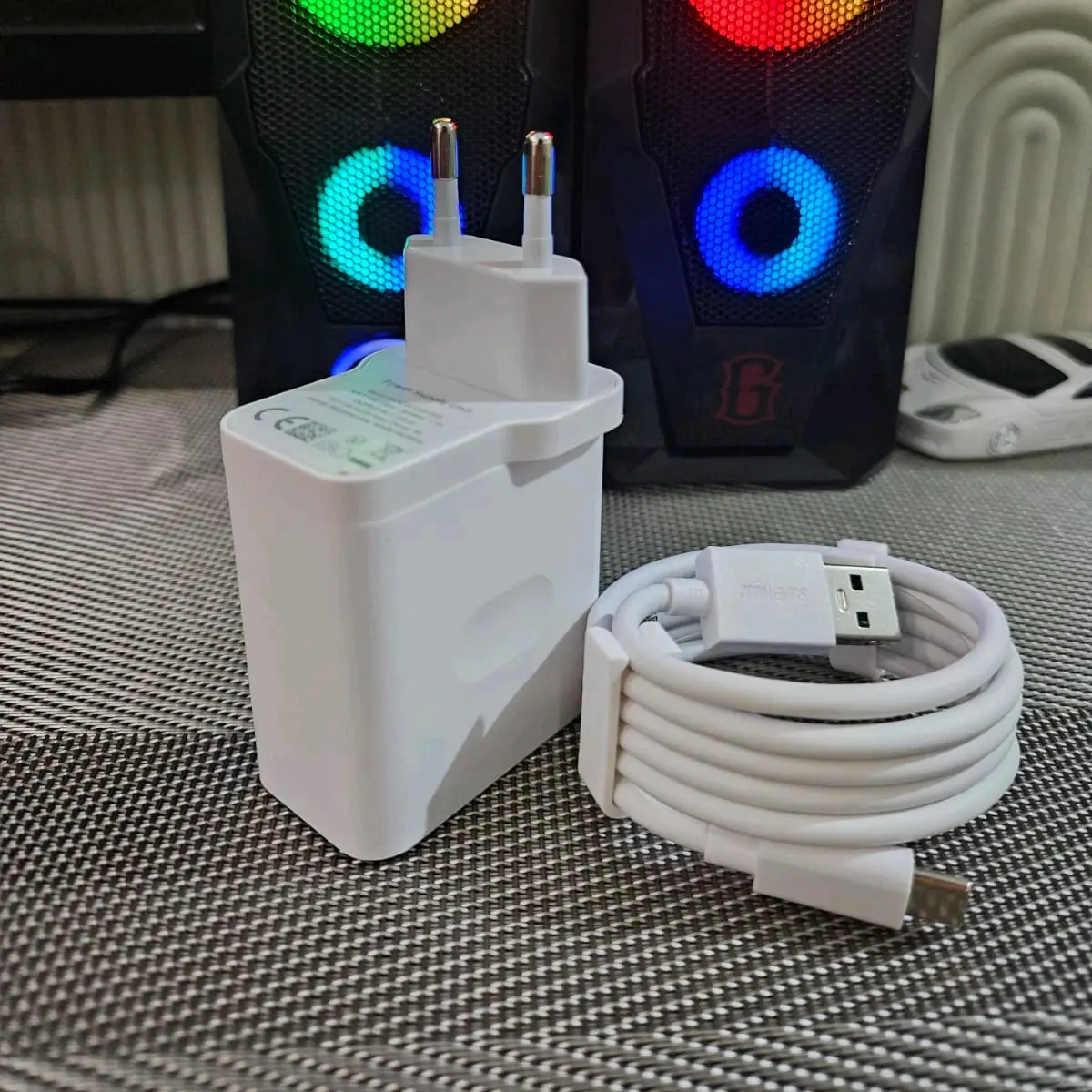Charger/casan 30watt Reno 1 2 2F 3 4 4 5F SUPER VOOC  Fast Charging USB  Micro dan Type C