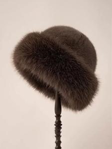 Sombrero de piel de zorro para mujer de invierno, gorro grueso y cálido de protección para los oídos de tejido, lavable a mano, regalo perfecto para las fiestas, diseño elegante de piel sintética