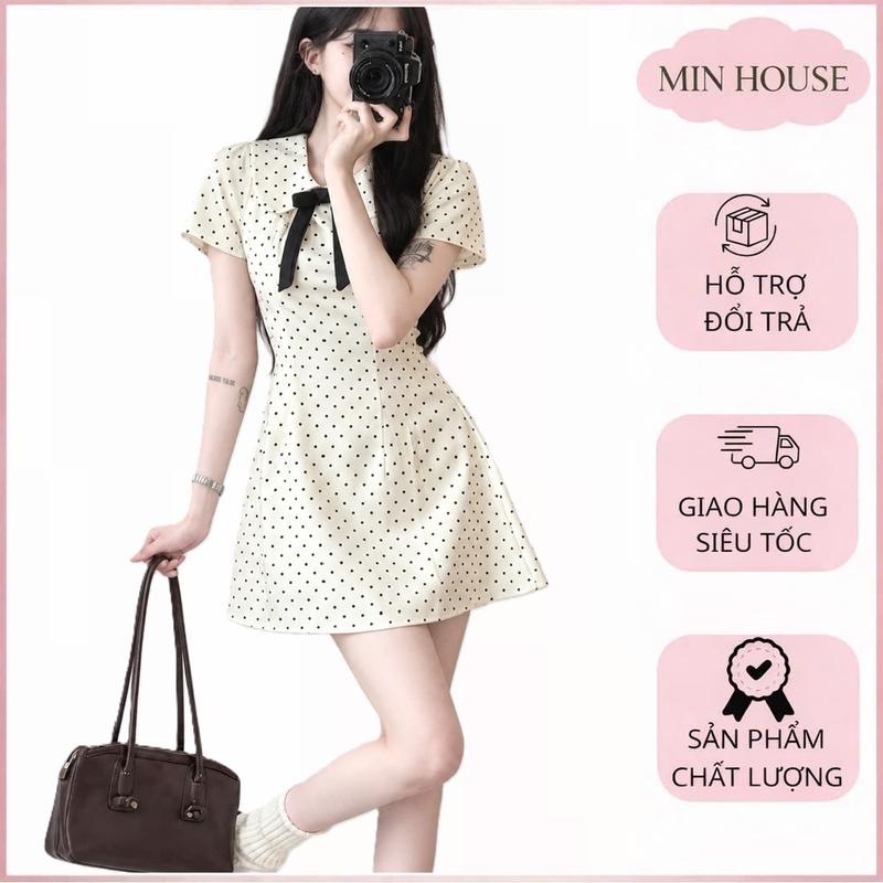 [[[ KẸP TÓC NỮ KL NGẪU NHIÊN ĐƠN TỪ 99K KIM LOẠI XINH ĐẸP ]]]]Đầm chấm bi nữ tay ngắn đính nơ cổ sen dáng xòe tiểu thư, đi chơi dạo phố-VN90