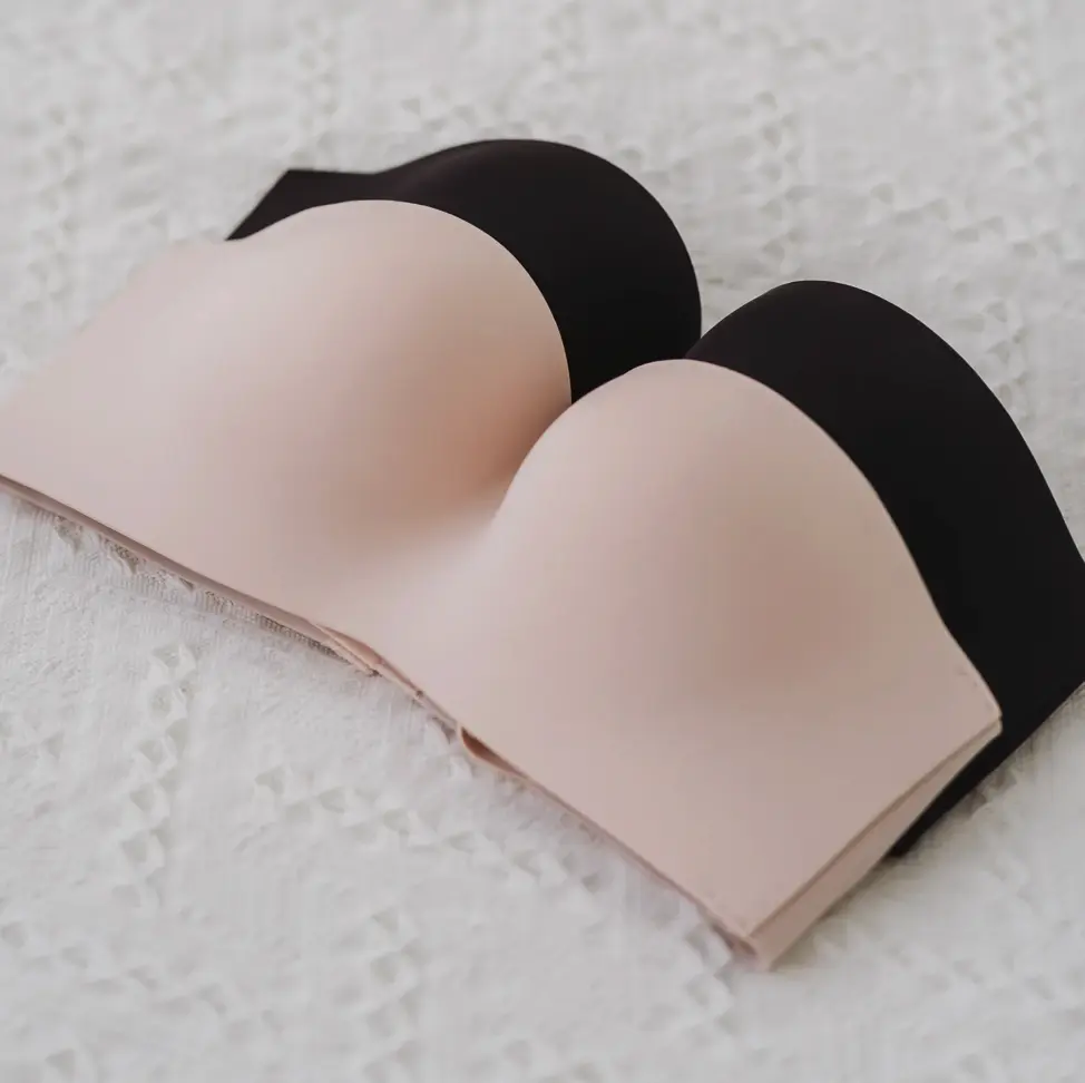 Scoop Me Up! Anti-Slip Seamless Strapless Wireless Bra