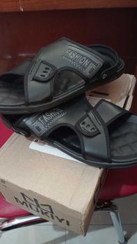 Product Review of Sandal Original Selop Pria Slip On Nyaman Kuat Empuk Hitam Coklat Cowok Kasual Sendal Laki-laki Kasual from A**y 1