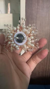 Product Review of (Bebas beli 2 dapat bonus) B35 Bross hijab mutiara snowflake mewat titanium Korea original from z**4 1