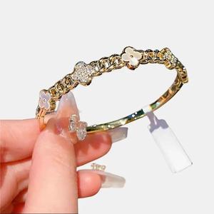 Real gold electroplated lucky four petal zircon bracelet with a light luxury and high-end feel, internet famous jewelry, fashionable temperament accessories