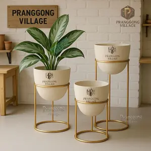 1 SET ISI 3 Standing Pot besi, Dudukan pot besi, rak pot bunga kaki 3 Tanaman Media Minimalis rak  tanaman