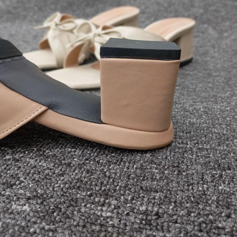 Product Introduction of Tahu Sandal Akyra Mules Heels 5cm Wanita dengan Motif Pita Slop - Karet, Sneakers, Shoes Pesta Hak 8