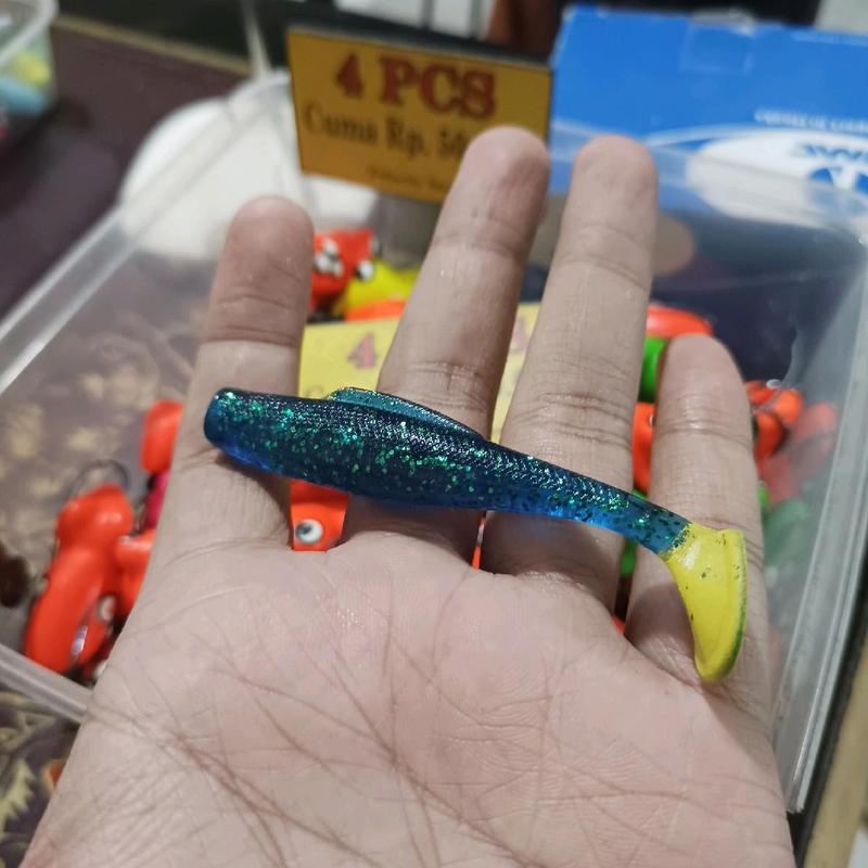 SOFTLURE 8CM -+6gr PADDLE TAIL + HOOK/KAIL(1 PCS) Cocok untuk Olahraga Pancing Mancing Casting 1