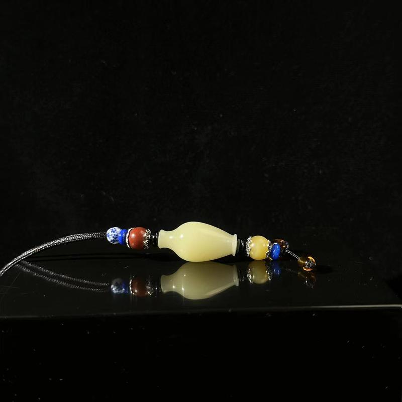 A hibiscus stone vase pendant ornaments Shoushan stone vase pendant ornaments white Chinese traditional culture Shoushan vase pendant ornaments collection 2