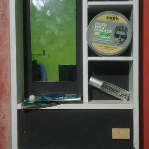 Cermin Rias Minimalis Gantung Toilet Rak Kosmetik Meja Rias Aestetic Aksesoris Dinding Furniture JHENDES