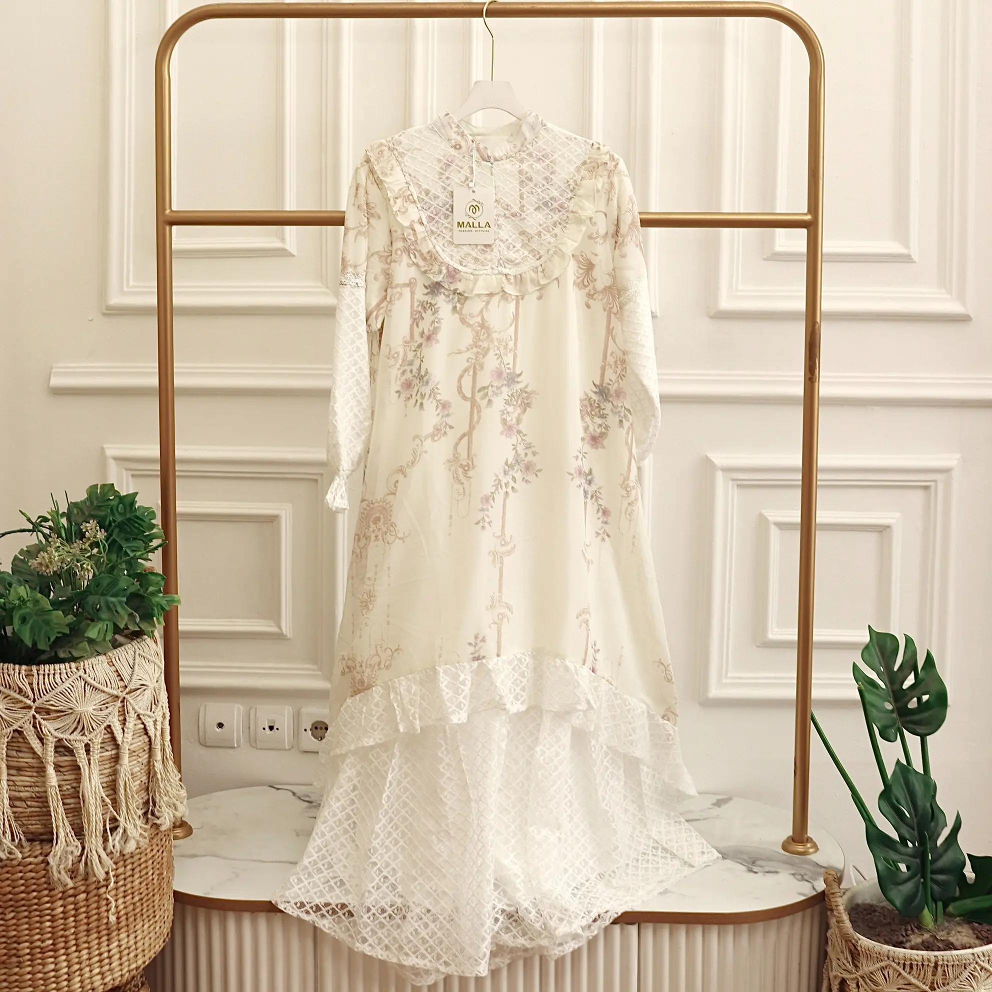 PO 1346 Broken White