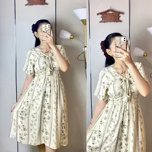 Daster Alisa Busui Bahan Rayon Premium dengan Desain Bunga Elegan untuk Kenyamanan Maksimal Wanita