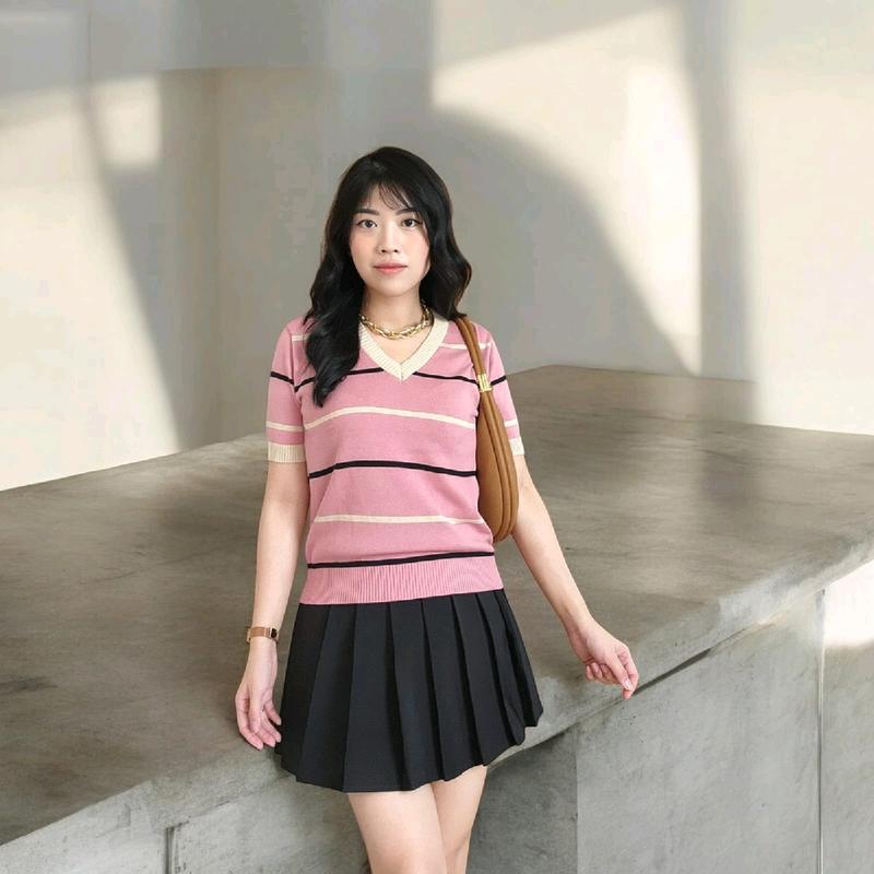 [Mikicloth] Tanny Stripe V Shortsleeve Knit Top | Atasan Blouse Kaos Rajut Wanita Motif Salur Lengan Pendek Korean Style S M L Terbaru Kekinian 2023 3