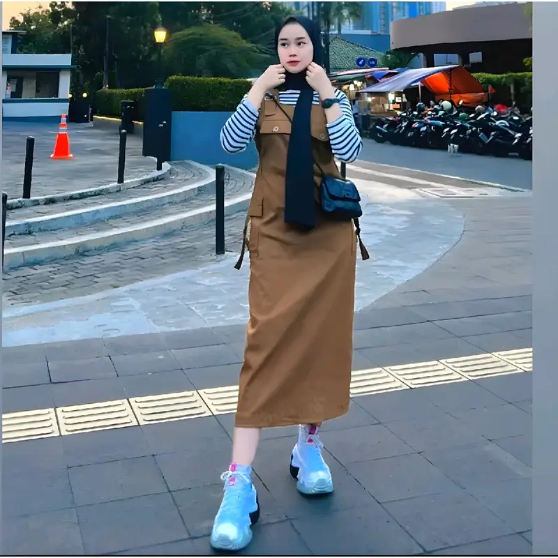 Elizabeth Overall Cargo Wanita Polos Katun Twill Combed Panjang 4