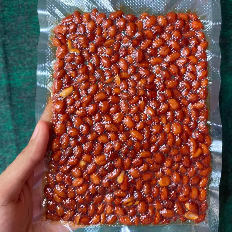 EXTRA BUMBU || KACANG BALADO BERAT 150gr || uni fatma cemilan pedas manis Kering Food Camilan Snack Goreng 2