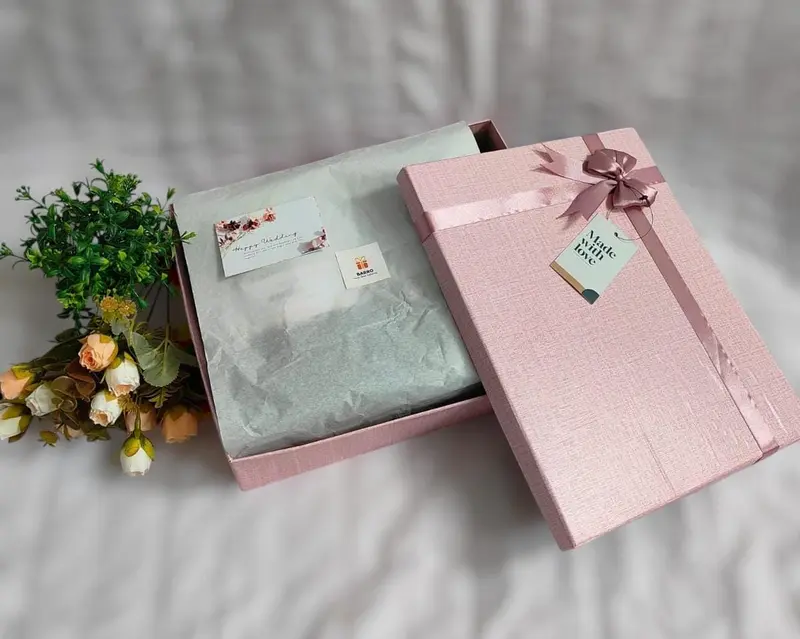 Hampers Sprei, Kado Pernikahan, Kado Ulang tahun , Sprei Bonita Viona ukuran king 180x200 dan 160x200 3