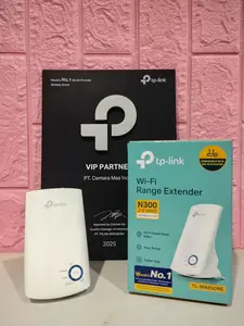 TP-LINK TL-WA850RE TPLINK 850 RE 300Mbps Universal Wifi Range Extender (Tanpa Kabel)