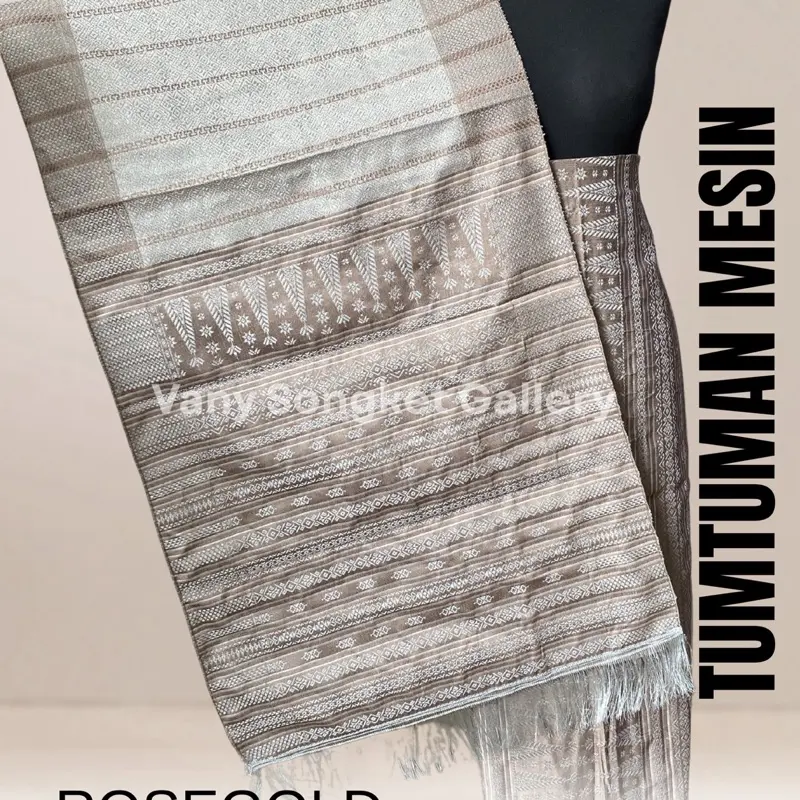 Tumtuman Mesin (Sarung & Selendang)
