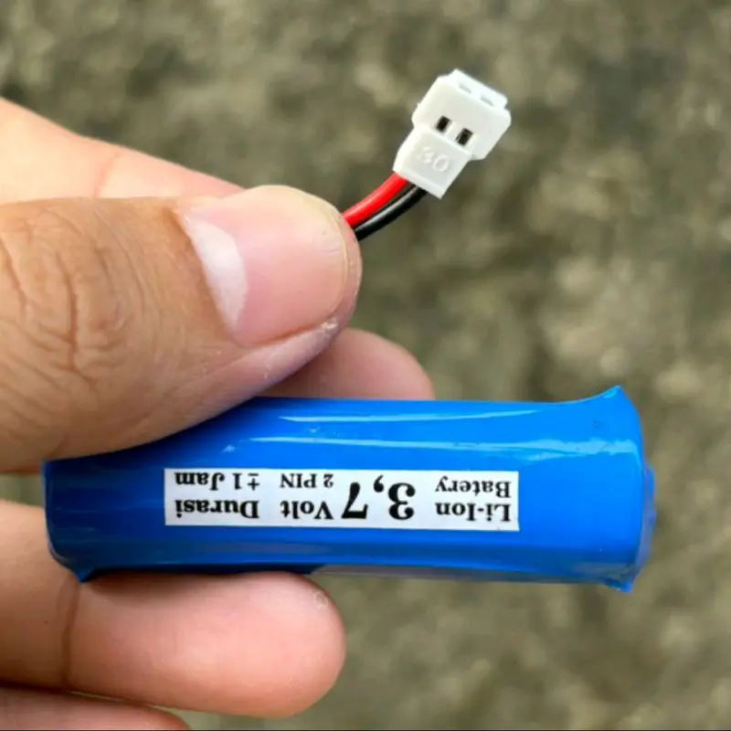 Batere Mobil RC 3,7V 14500 Tunggal Socket Putih  UPGRADE Baterai DURASI 1JAM  Mainan Remote Control Asli 1