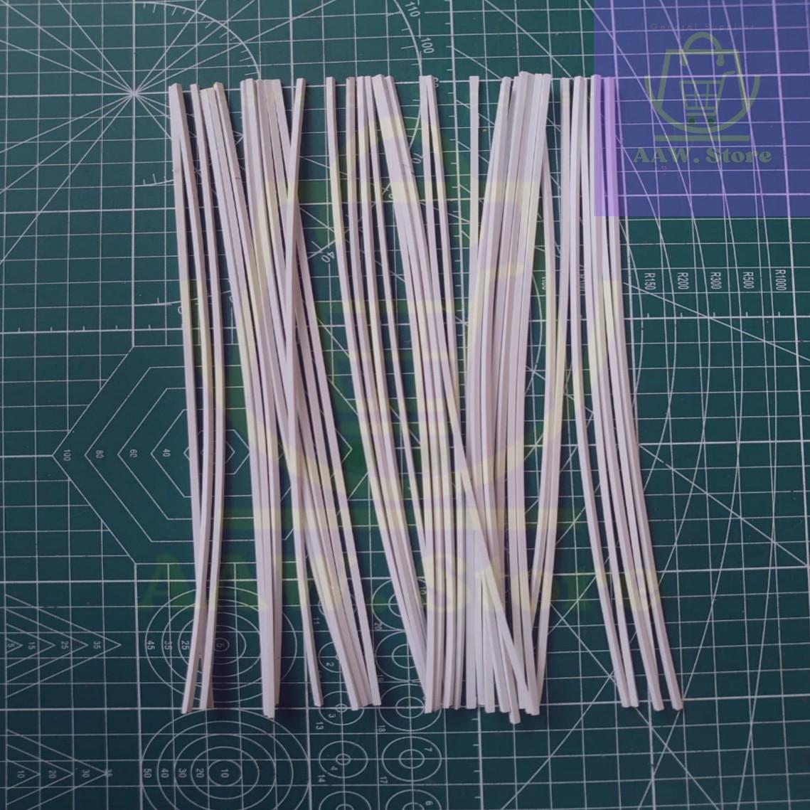 ( 2 Biji ) Lembaran Paralon PVC Ukuran 3cm x 25cm Bukan Foam Board Bahan Miniatur Toys Kerajinan ( 2 Biji ) Lembaran Paralon PVC Ukuran 3cm x 25cm Bukan Foam Board Bahan Miniatur Toys Kerajinan