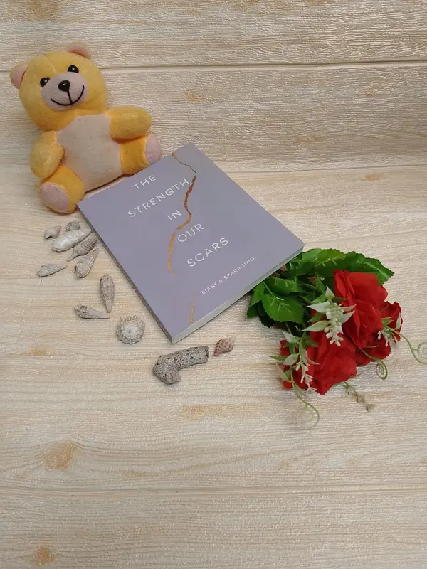 Buku The Strength In Our Scars By Bianca_ Sparacino ( English ) 5