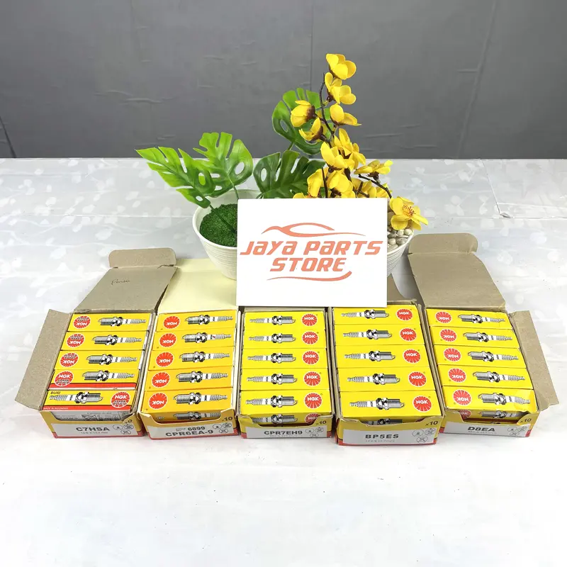 Busi NGK Semua Tipe Motor Honda LENGKAP - Tiger Vario Beat FI Karbu Supra X Fit 125 110 150 Karisma Grand Beat Karbu Megapro Old Bebek Kharisma Revo Absolute C7 Fi Esp Deluxe Bohlam Led C7HSA CPR6EA-9 CPR9EA-9 CR7EH-9 CR7EH-9 CPR7EH9 D8EA BP5ES Original 1