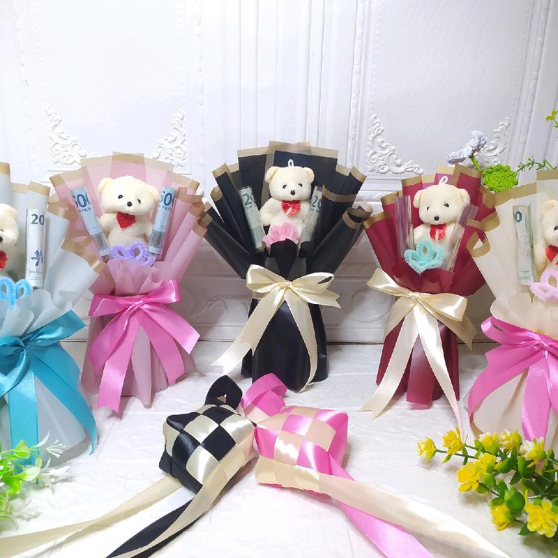 Buket Boneka dan uang kosongan hadiah lebaran angpau ready 1
