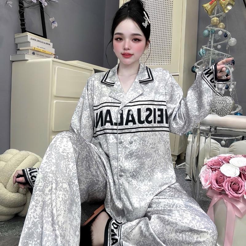  Đồ bộ pijama lụa latin in chữ màu xám sang trọng có bigsize đến 90kg 