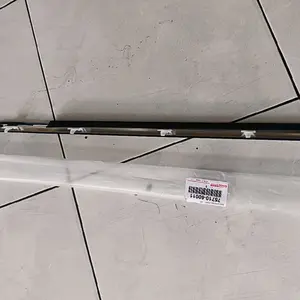 Pelipit pintu luar kaca luar depan toyota landcruiser VX80 LC80 HDJ80