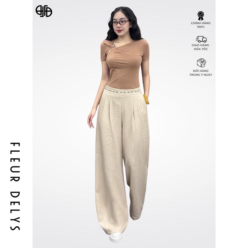 Quần Vải Suông Nữ Be Thêu Chữ Delys Khoá Sườn Fleurdelys DLQA166