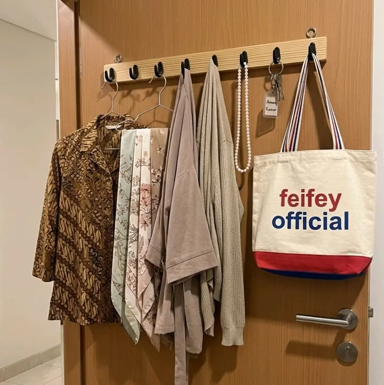 Feifey Official Gantungan Baju Kayu Dinding 7 Hook Hanger Kayu Minimalis untuk Pintu Dinding dengan Desain Modern dan Fungsional