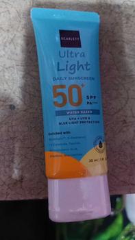 Product Review of scarlett ultra light daily sunscreen spf50 pa+++ 30ml from J**i A**9 0